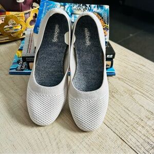 Allbirds Women's Size 7 Cream Flats